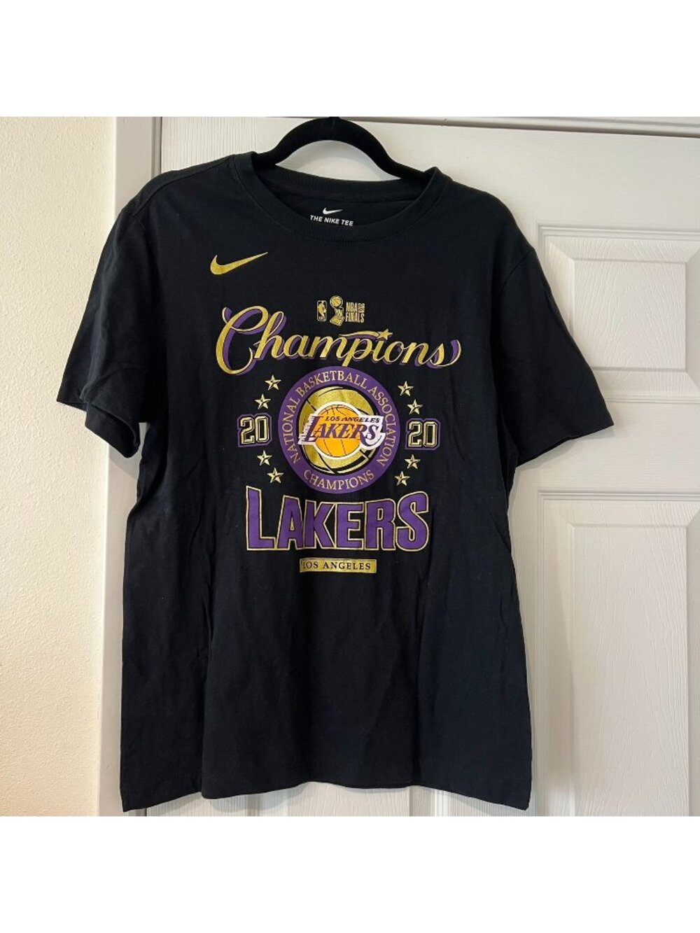 Nike Men's Los Angeles LA Lakers 2020 NBA Finals Champions T Shirt Size Small